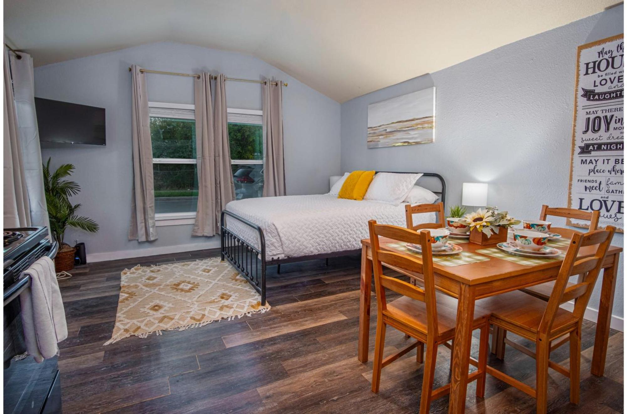Downtown Accessible New 1Br1Ba Cozy Studio サンアントニオ エクステリア 写真